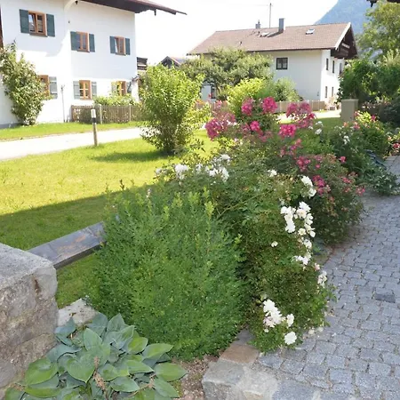 Für 4-personen 3-zimmer Ferienwohnung Landhaus Freiheit * Marquartstein