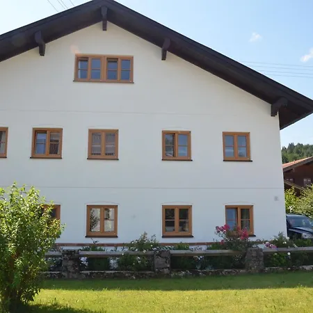 Für 4-personen 3-zimmer Ferienwohnung Landhaus Freiheit * Marquartstein